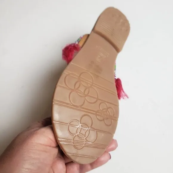 NEW! CHINESE LAUNDRY Bohemian Tassel Paradiso Beaded Flat Sandals 8.