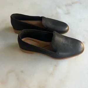New! Clark Black Leather Loafers Flats Preppy Classic Timeless SlipOn Comfy Sole