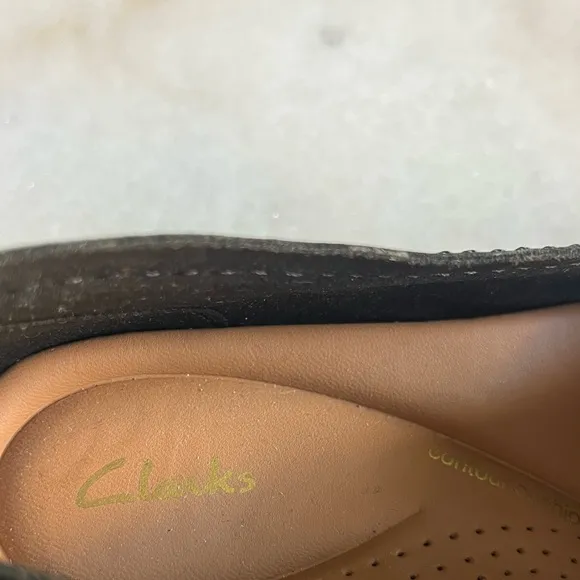 New! Clark Black Leather Loafers Flats Preppy Classic Timeless SlipOn Comfy Sole