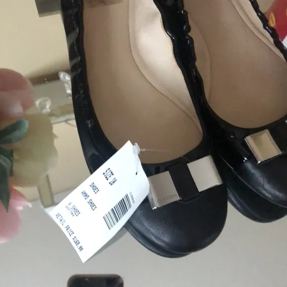 New COACH Women's Demi Patent &amp; Tumbled Black Leather Ballet Flats