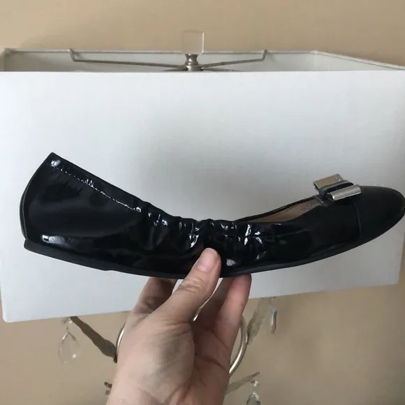 New COACH Women's Demi Patent &amp; Tumbled Black Leather Ballet Flats