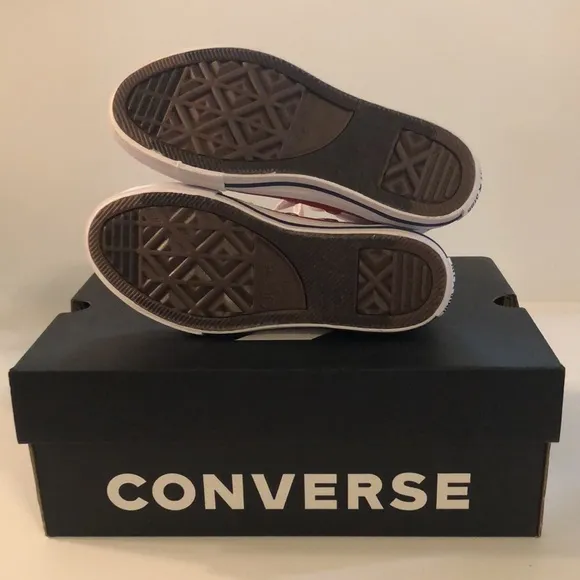 New Converse Kids Sneakers Chuck Taylor All Star