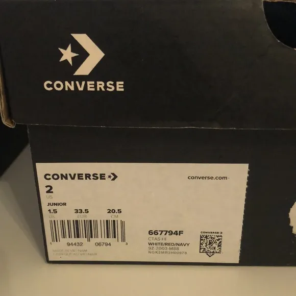 New Converse Kids Sneakers Chuck Taylor All Star
