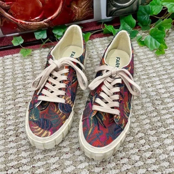 New FARM RIO Sunset Forest Platform Sneaker  8.5