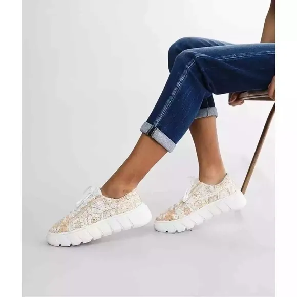 NEW Free People Catch Me If You Can Crochet Lace Up Sneakers Platform 39/9