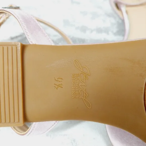 New Jewel Badgley Mischka Women's Daria Flat Sandal A483