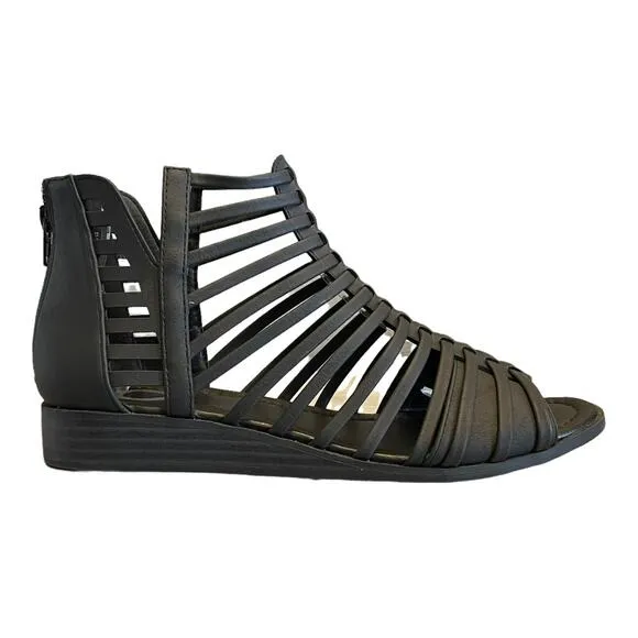 NEW Journee Collection Women's Journee Collection Strappy Flat Sandals Black 8M