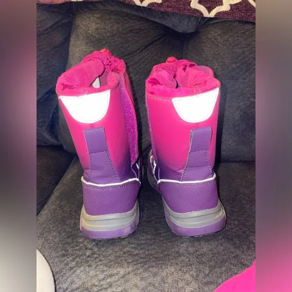 New Lands End (11) winter boots / Like new Lands End snow pants size 7
