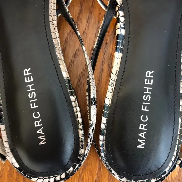 NEW Marc Fisher Cage, Faux Strappy, Snakeskin Sa…