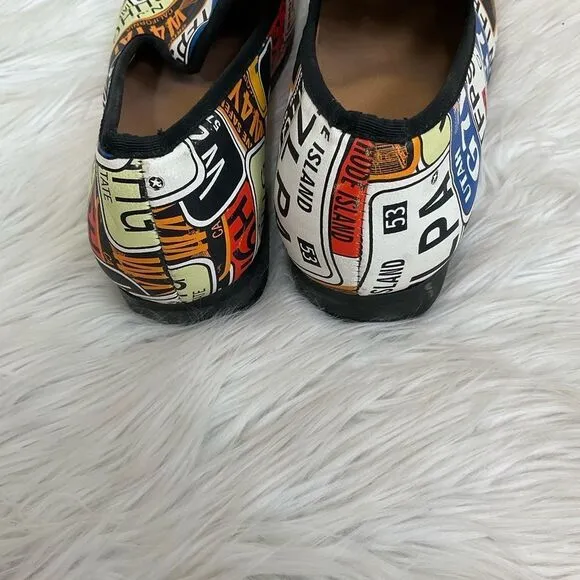NEW Meijiana multi color License Plate Print Slip On Loaders 10
