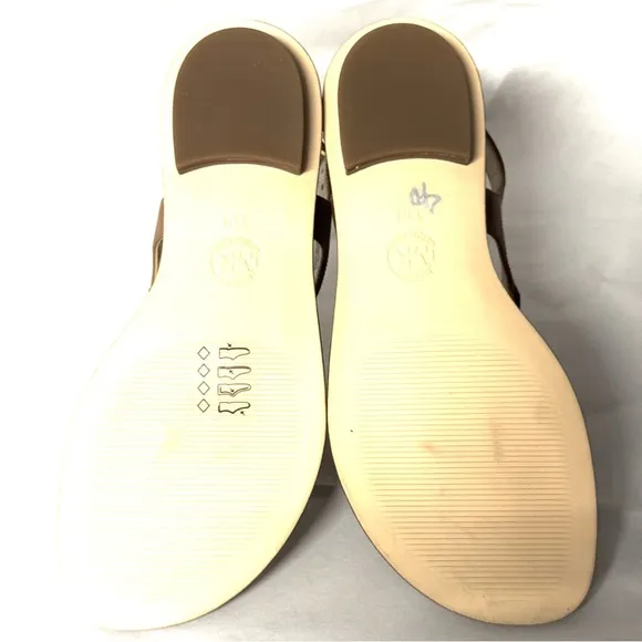NEW Michael Michael Kors Brown MK Plate Flat Thong Sandals 5.5