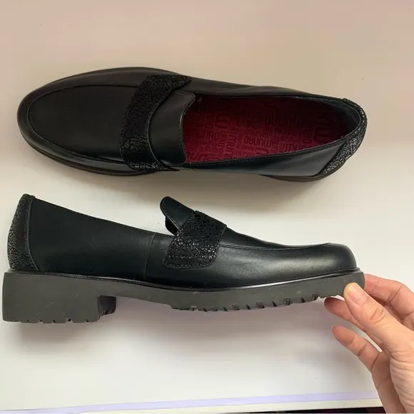 New Munro Geena Black Leather Loafers Slip On $210 Sz