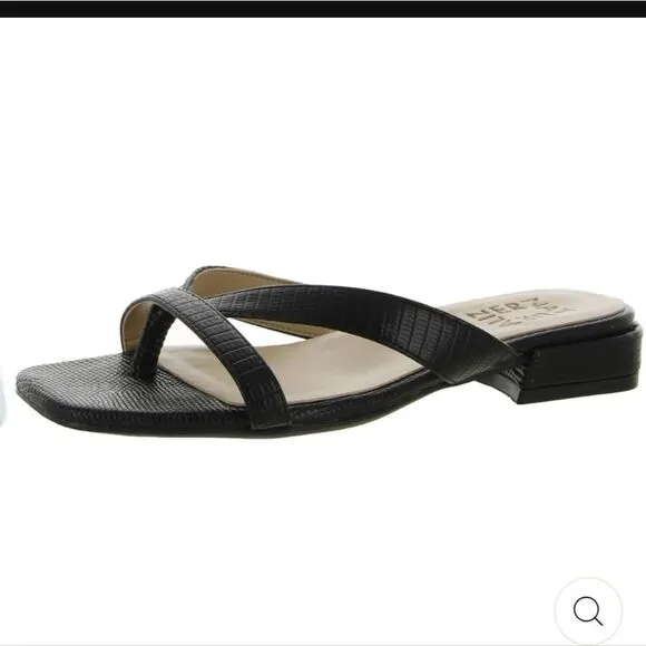 New NATURALIZER Precious Leather like Thong Slide flat black Sandals size 10