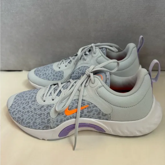 NEW Nike Renew In-Season TR 11 Trainer Sneakers NWT Pure Platinum Atomic…