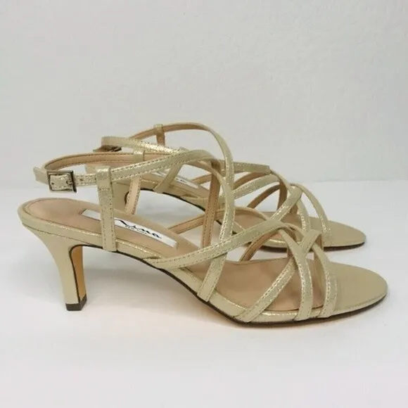 New! Nina Neptune Evening Reflective Suedette Platino Kitten Heel Formal Sandals
