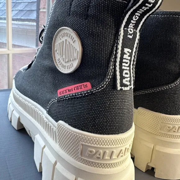 NEW Palladium Black and White High-Top Sneaker Boots Women 10