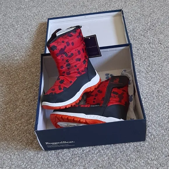 New Rugged Bear Camo Print Snow Boots.