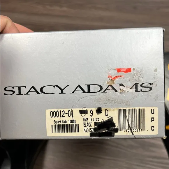 NEW Stacy Adams Madison Black Cap Toe Loafers 9 D