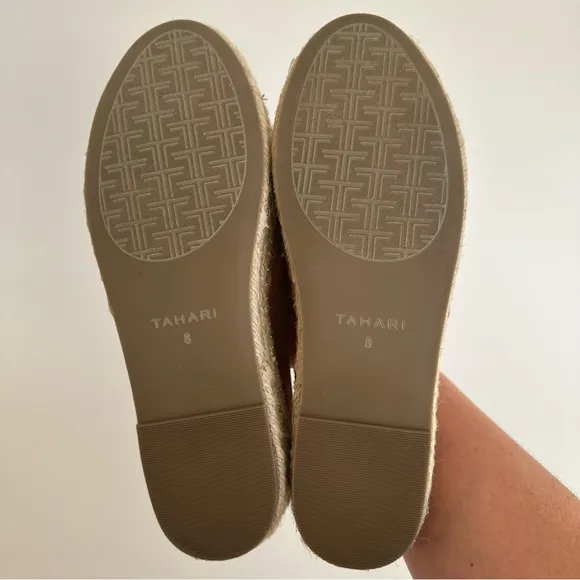 NEW Tahari Brooklyn Pink Faux Suede Cuban Gold Chain Platform Espadrille Size 8M