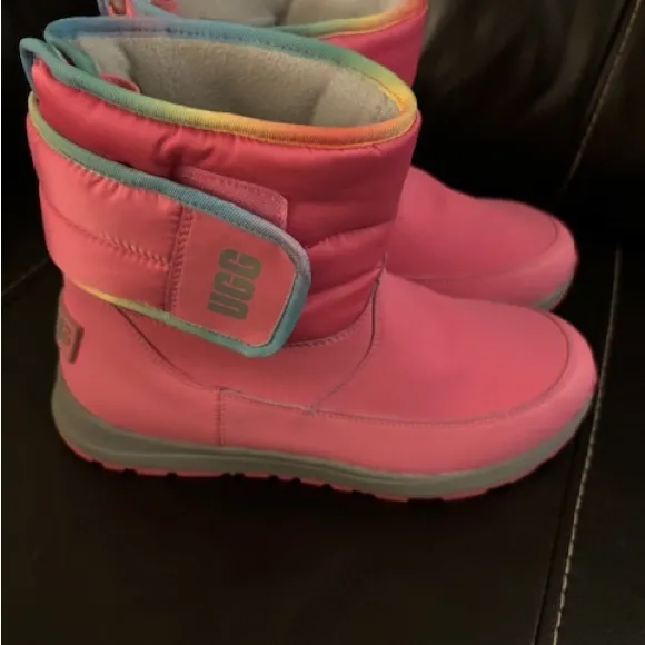New Ugg Toty Weather Rainbow Boots Size Big kids 6 Pink Winter Waterproof