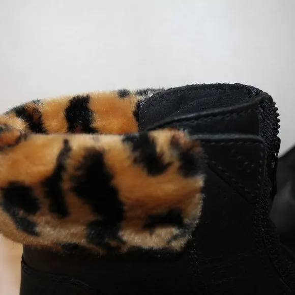 NEW UGG WOMEN'S‎ BLACK LEATHER FUR TRIMMED MOTO WINTER RAIN SNOW BOOTS