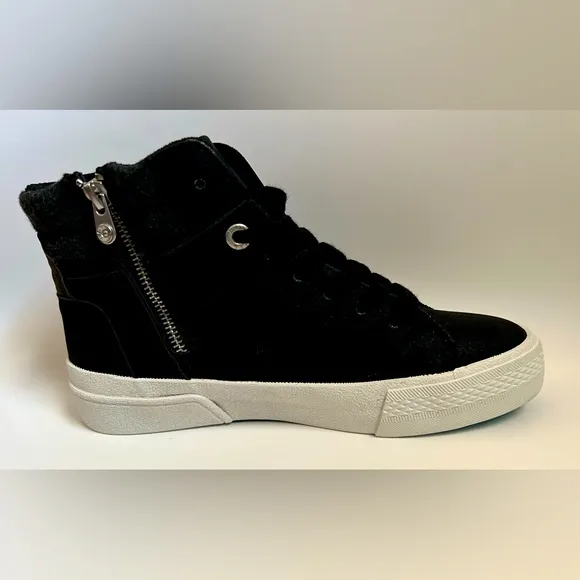 NEW!! Women’s Blowfish Waverly High Top Sneakers in BLACK (Size 7.5)