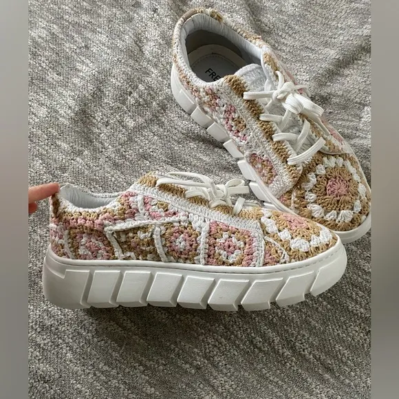 New✨Free People Catch Me If You Can Crochet Sneakers - Blush