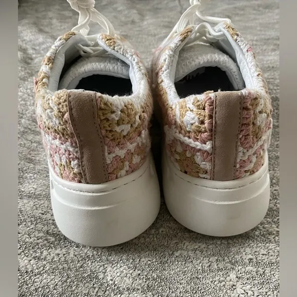 New✨Free People Catch Me If You Can Crochet Sneakers - Blush