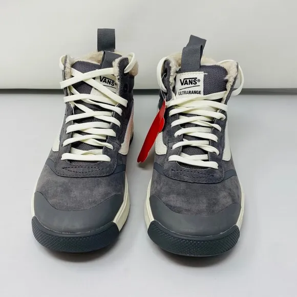 NEW**VANS High Top Sneakers Bootie**$150