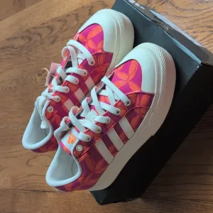 NIB FARM Rio Bravada 2.0 Platform Sneaker Adidas Collab Women's Size 6 Tucan