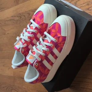NIB FARM Rio Bravada 2.0 Platform Sneaker Adidas Collab Women's Size 9 Tucan