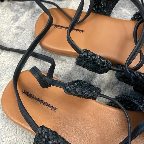 NIB Free People Sunny Gilly Flat Sandals Black Strappy Braided Sz 8