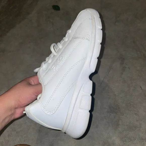 Nice white fila sporty chunky style fashion sneakers shoes