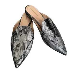 Nicholas Kirkwood Metallic Silver Pointed Toe Flats Mules Made in Italy Women’s