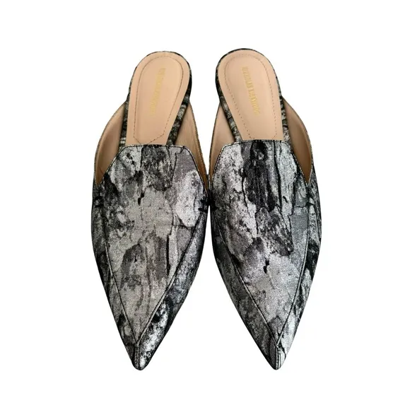 Nicholas Kirkwood Metallic Silver Pointed Toe Flats Mules Made in Italy Women’s