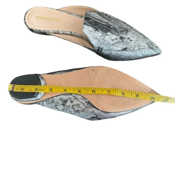 Nicholas Kirkwood Metallic Silver Pointed Toe Flats Mules Made in Italy Women’s