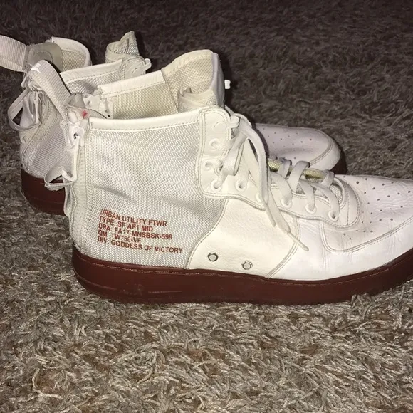 Nike Air 1 917753-100 sneakers