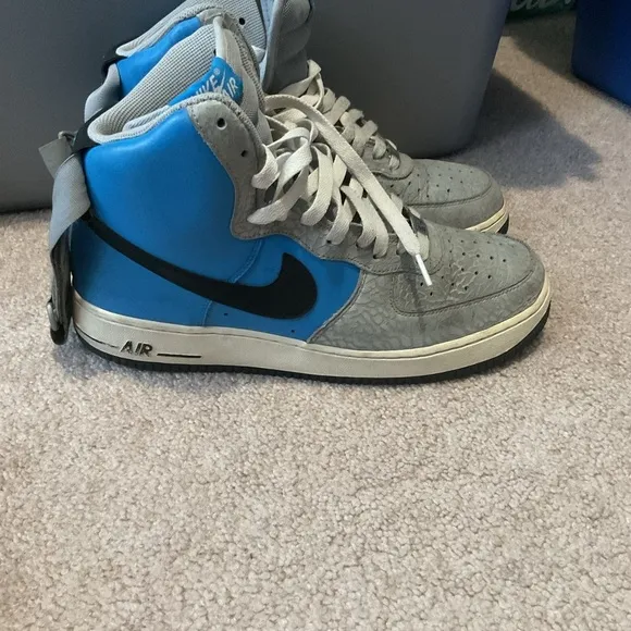 Nike Air High-Top Sneakers - Blue and Gray