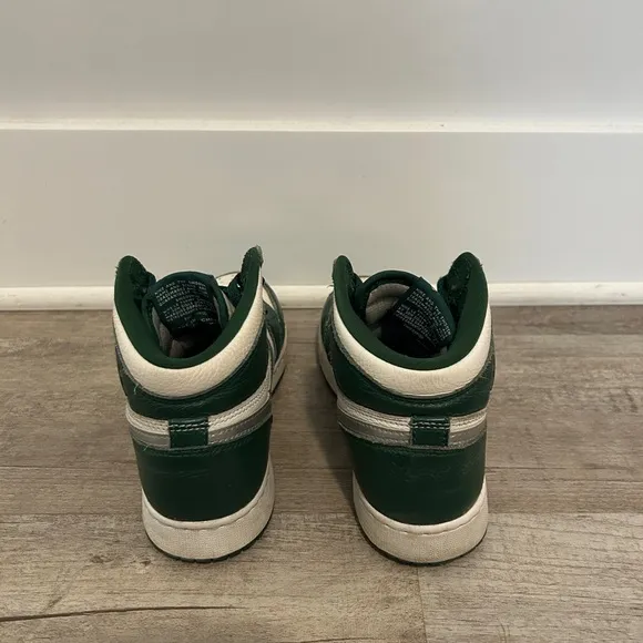 Nike Air High-Top Sneakers in Green and White