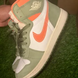 Nike Air Jordan 1 High-Top Sneakers