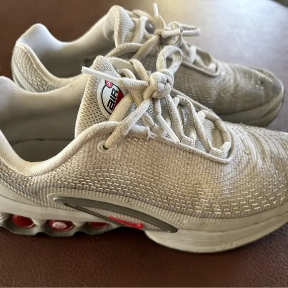 Nike air max dn Gray and Red Sneakers with Air Cushioning