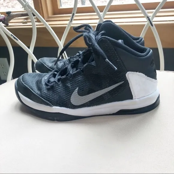 Nike Air Without a Doubt High Top Sneakers 5.5 Y
