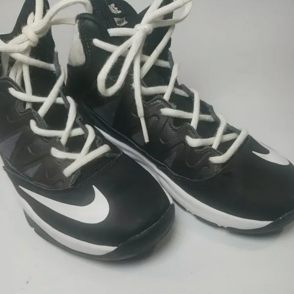 Nike Black &amp; White High Top  Stutter Step Boy's Sneakers Size 6Y