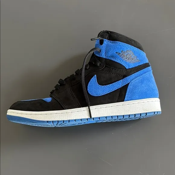 Nike Black and Blue Sneakers High-Top Design