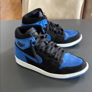 Nike Black and Blue Sneakers High-Top Design