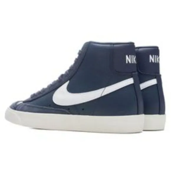 Nike Blazers Mid '77  Navy Blue and White  Women’s 8 Men’s 6.5