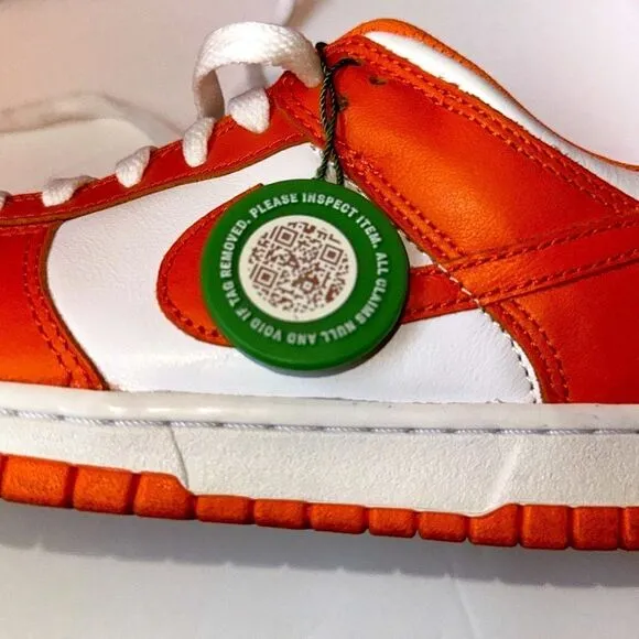 Nike Dunk Low SP Sneakers