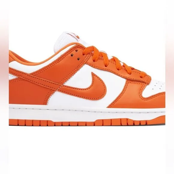 Nike Dunk Low SP Sneakers