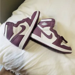Nike High-Top Sneakers in Maroon and White (NEW)