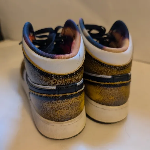 Nike High-Top Sneakers Size 5Y In VGUC